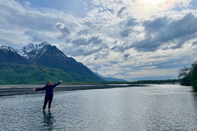Full Day Guided Kayak Tour on Knik River - Included Amenities
