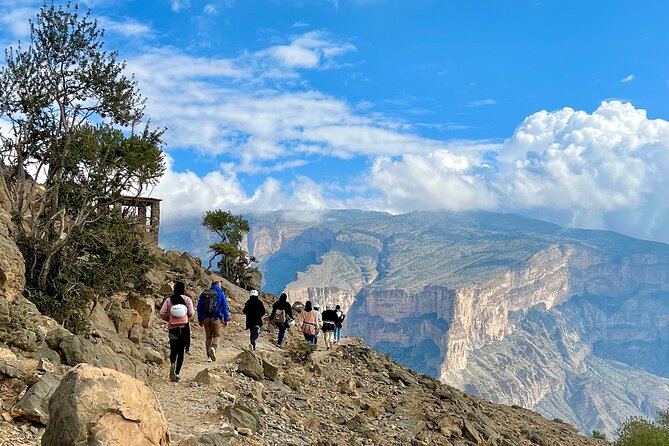 Full Day Guided Tour to Balcony Walk and Hidden Lake With Pickup Included - Schedule and Availability