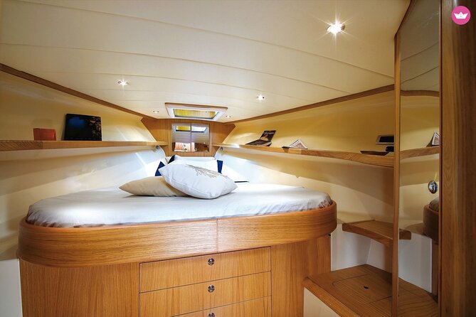 Full Day in Capri With Fratelli Aprea 32 Feet - Booking Information and Cancellation Policy