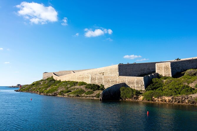 Full Day Mahon Harbour, Binibeca and Xoroi Cave Tour in Minorca - Traveler Reviews