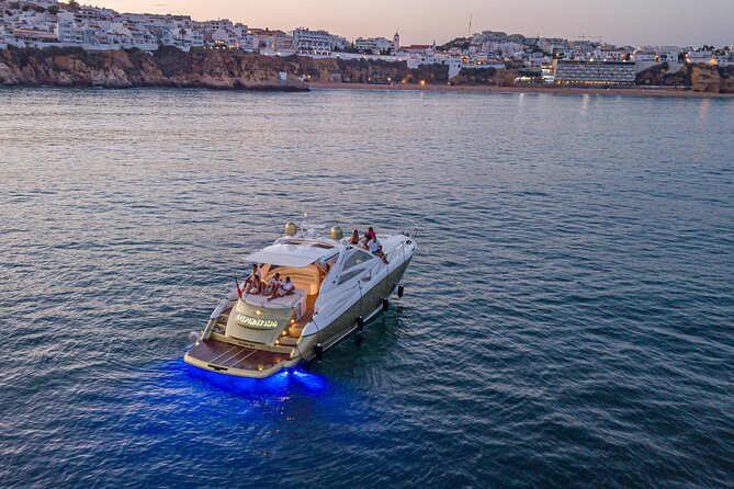 Full-Day Private Cruise in the Algarve Coast by Luxury Yacht - Inclusions and Amenities