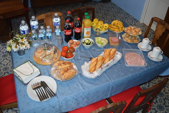 Full-Day Private D-Day to Saint Lô Tour in Normandy - Lunch at Le Pont De La Pierre Vintage B&B