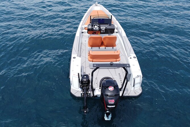 Full Day Rental in Santorini With Saxdor Luxury Boat - Onboard Amenities and Activities