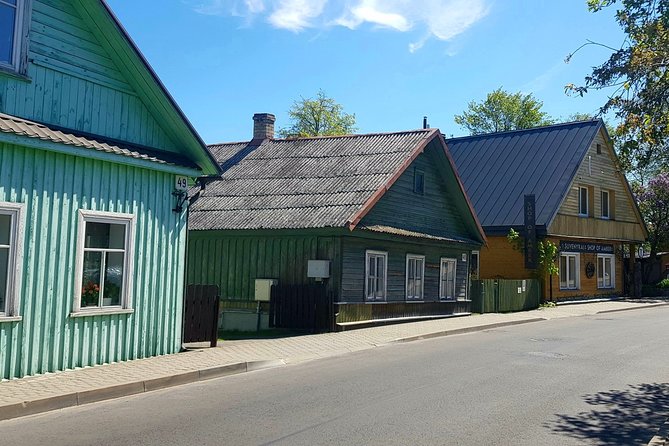 Full Day Self-Guided Trip to Trakai - Bicycle Rent for 24 H. and Train Tickets - Logistics and Accessibility