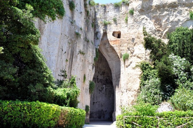 Full-Day Tour in Siracusa, Ortigia and Noto From Palermo - Transportation and Logistics