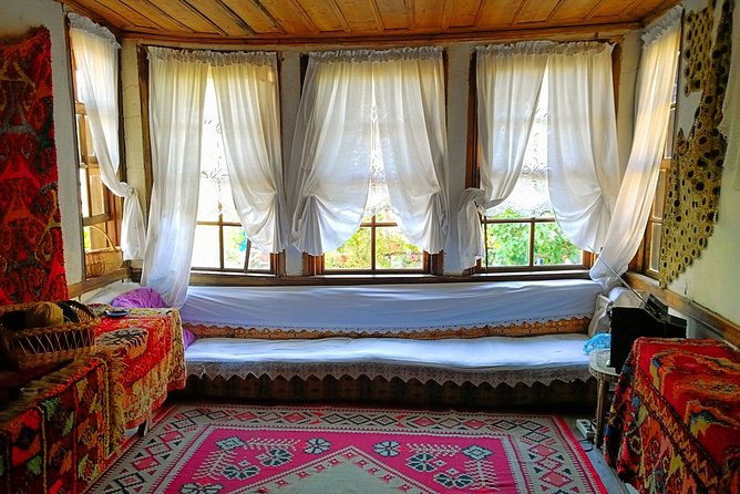 Gjirokastra Day Tour From Tirana Review - Visiting Skënduli Houses Grandeur