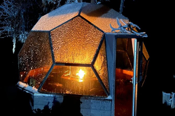 Glass Igloo Campfire Dinner Under Northern Lights - Reviews and Ratings