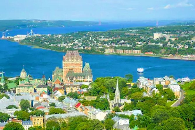 Guided Historic City Tour of Quebec - Accessibility and Participation