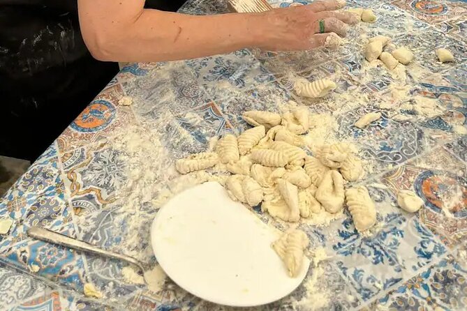 Guided Italian Cuisine Lesson in Minori on the Amalfi Coast - Getting to the Meeting Point