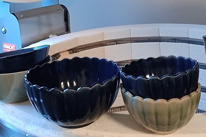 Guided Pottery Workshop on a Turntable in Choorstraat - Booking Process and Cancellation