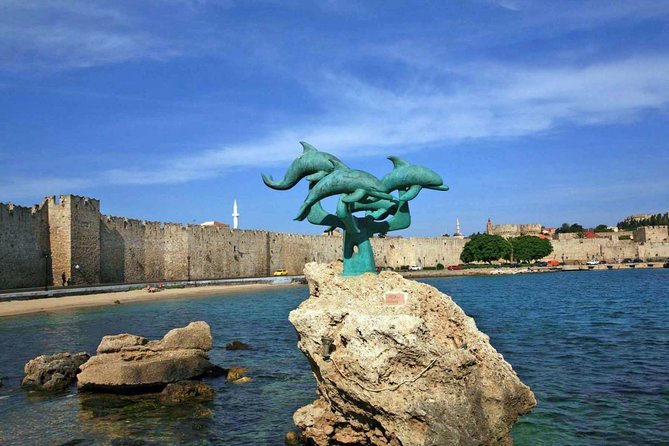 Guided Rhodes City by Night With Lunch & Live Greek Music - Guided Tour of Rhodes City