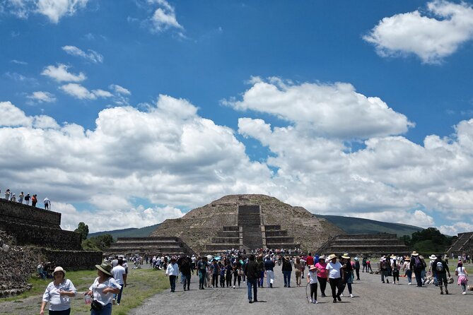 Guided Tour to Teotihuacan From Mexico City - Pickup and Confirmation