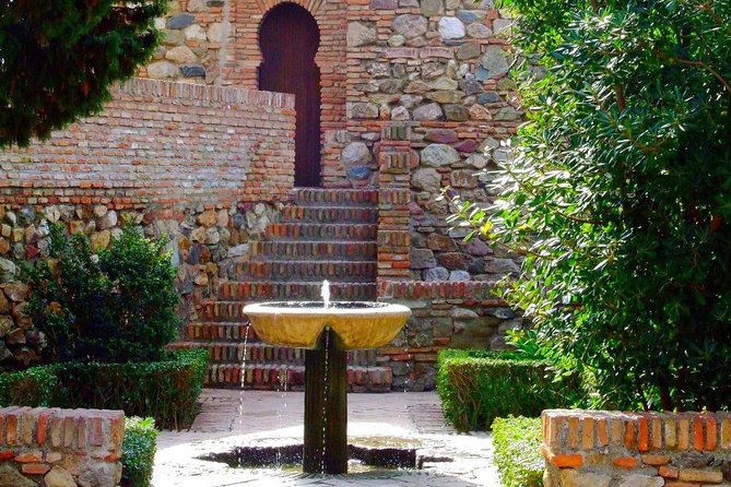 Guided Visit to the Roman Theater and Alcazaba in Malaga - Traveler Reviews and Experiences