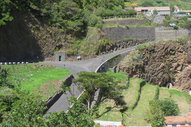 Half Day Jeep Wine Tour and Tasting, & Sea Cliff Adventure - Health and Safety Guidelines