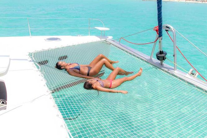 Half Day Luxury Sailing Experience in Riviera Maya With Open Bar - Guest Experiences and Feedback