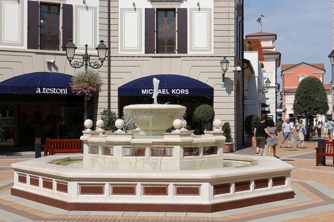 Half Day Venice Cruise Terminal Shore Excursion Wine Food Tasting Outlet Village - Meeting and Departure