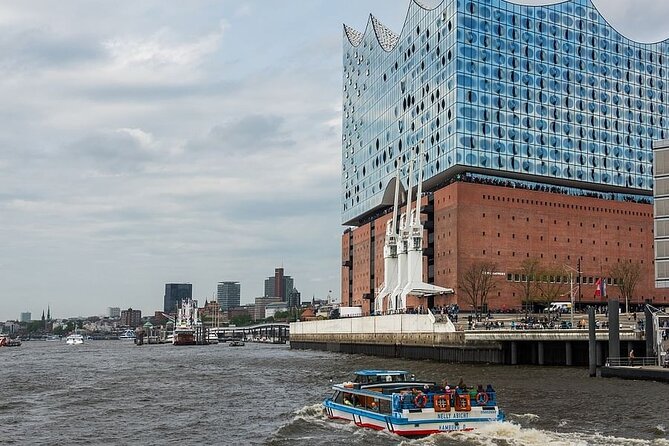 Hamburg 2-Hour Harbor Tour on the Beautiful Elbe - Commentary and Audio Guide