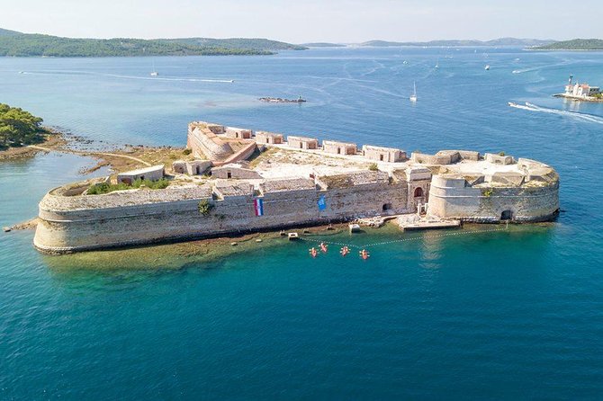Hidden Šibenik - Kayaking - Kayak Usage and Inclusions