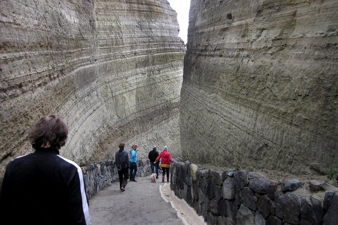 Hiking Day-Trip to Quilotoa Lagoon From Quito - Inclusions and Exclusions