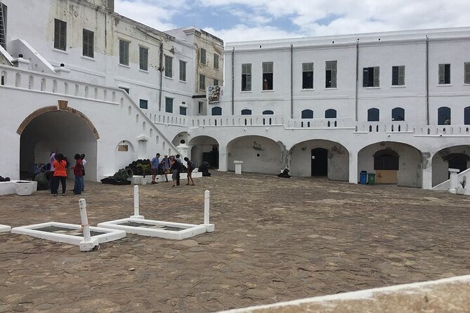Historical Day Tour to Cape Coast, Elmina and Kakum - Exploring Elmina