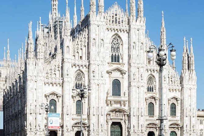 Illuminated Milan Tour of Must-See Sites for Kids & Families With Gelato & Pizza - Meeting and End Points