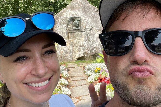 Interlaken Scavenger Hunt and Sights Self-Guided Tour - Uncover Local Culture and History