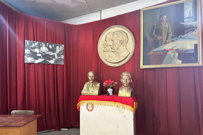 Into the Footsteps of Joseph Stalin - Individual Tour - Cancellation and Refund Policy