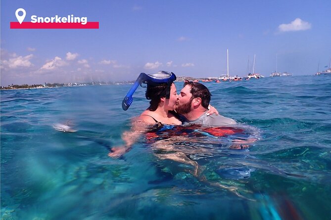 Isla Mujeres Catamaran + Snorkel + Open Bar on Board + Buffet - What to Expect