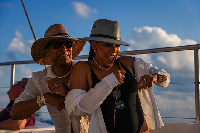 Isla Mujeres Sunset Cruise and Tour From Cancun - Customer Feedback
