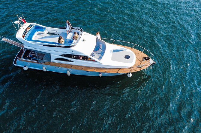 Istanbul: Private Bosphorus Tour On Luxury Yatch - Accessibility and Participation