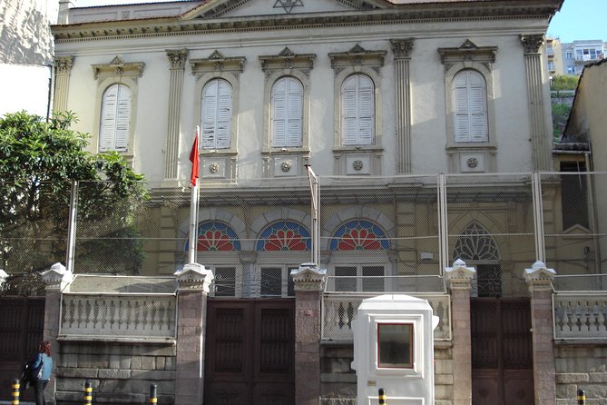 Izmir Jewish Heritage Tour From Kusadasi - Tour Accessibility