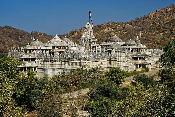 Kumbhalgarh & Ranakpur Day Tour From Udaipur - Accessibility Features