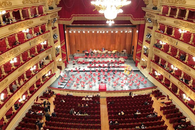 La Scala Museum Experience and Hop on Hop off Optional - Meeting Point and Accessibility Information