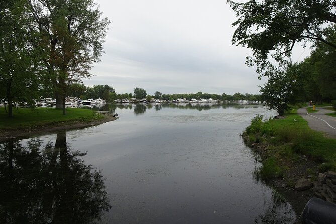 Lachine Self-Guided Walking Tour & Scavenger Hunt - Accessibility and Participation