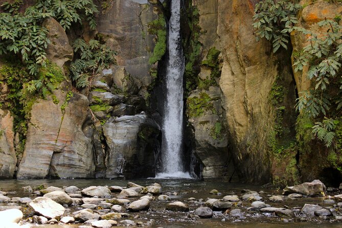 Lagoa Do Fogo Volcano and Caldeira Velha Hot Springs - Highlights of the Azorean Landscape