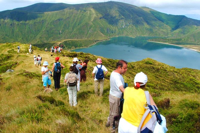 Lagoa Do Fogo Walking Tour With Lunch From Ponta Delgada - Convenient Round-Trip Transport From Ponta Delgada