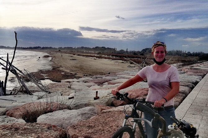 Lido Bike Tour: With a Local on the Island of Cinema - Meeting and Pickup Location