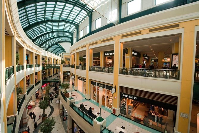 Lisbon Shopping Private Tour - Alcochete Outlets Designer Discounts