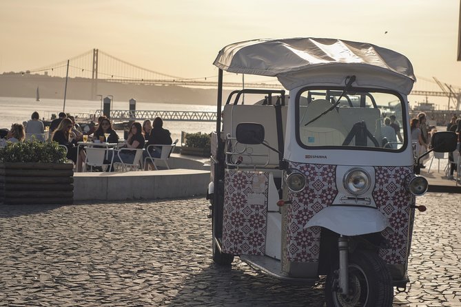 Lisbon Street Art Tour Tuk Tuk Tour - Guided Experience With Undivided Attention