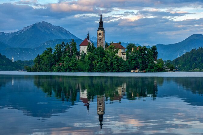 Ljubljana & Lake Bled (Up to 8 Persons) - Boat Ride on Lake Bled