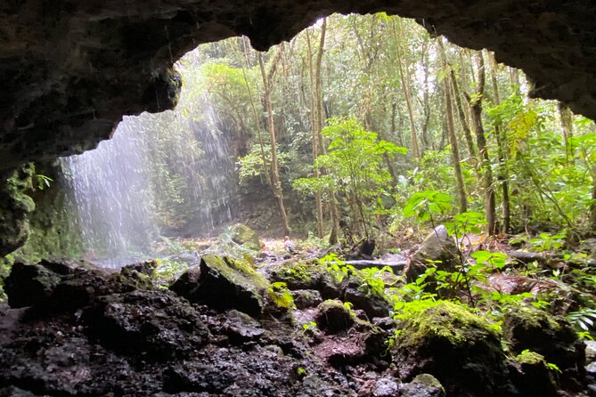 Luxury Day Trip Getting off the Beaten Path Waterfalls & Caverns - Pickup Location and Arrangements