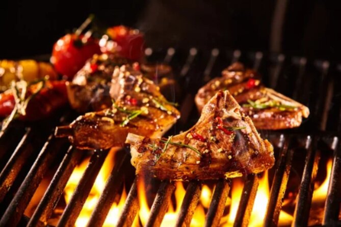Luxury Lofoten Yacht Tour W Kayak SUP Hot Tub BBQ & Beach Bonfire - Savoring Local Delicacies