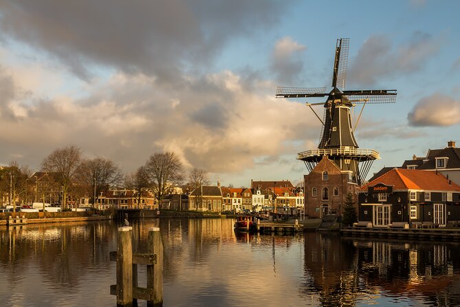 Luxury Shared Canal Tour With Live Guide - Reviews and Feedback