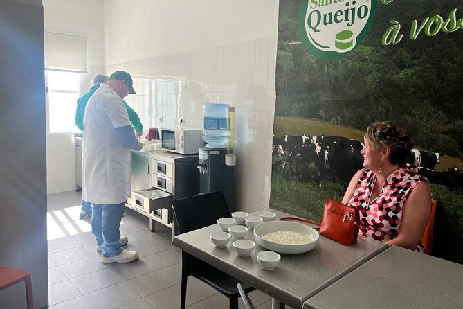 Madeira Cheese Tasting and Tea Tour - Tour Details
