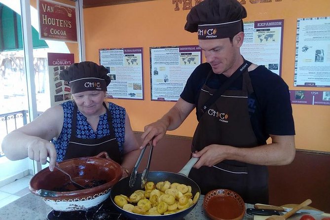 Make Your Own Mole Poblano in Puerto Vallarta - Market Exploration