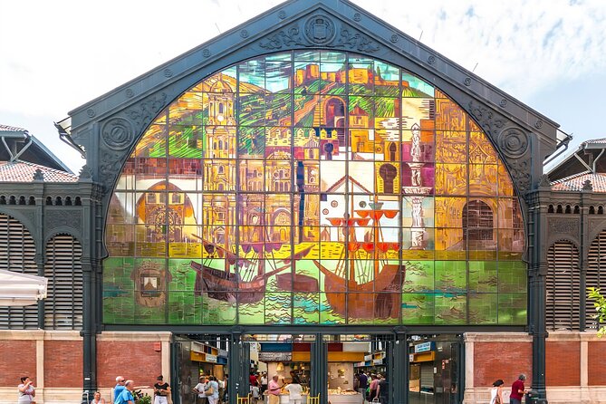 Málaga's Historic Heart: A Cultural Walking Tour - Connecting With Málagas Creative Spirit
