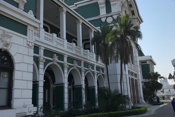 Maputo Indispensable Downtown Walking Tour With Refreshments - Meeting and Ending Points