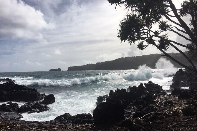Maui Tour : Road to Hana Day Trip From Lahaina With Pick-Up - Pickup Arrangements