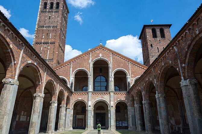 Milan Highlights Self Guided Scavenger Hunt and Walking Tour - Accessibility Features
