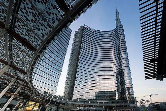 Milan Skyscrapers Guided Tour: Porta Nuova, Unicredit Tower & Vertical Forest - Additional Tour Information
